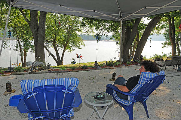 RV camping on the Ohio River